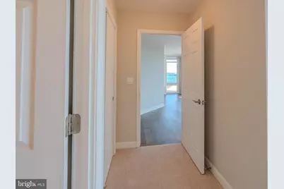 100 Harborview Drive #302, Baltimore, MD 21230 - Photo 34