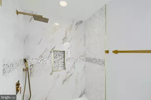 825 N Montford Ave, Baltimore, MD 21205 - Photo 18