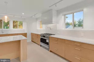 2706 Bartol Ave, Baltimore, MD 21209 - Photo 24