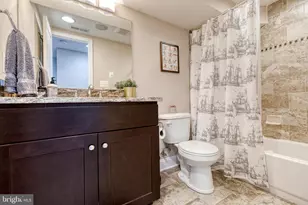 211 S Clinton St, Baltimore, MD 21224 - Photo 8