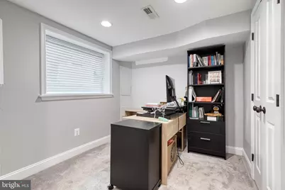 211 S Clinton Street, Baltimore, MD 21224 - Photo 10