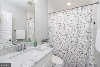 23 S Washington Street S, Baltimore, MD 21231 - Photo 18