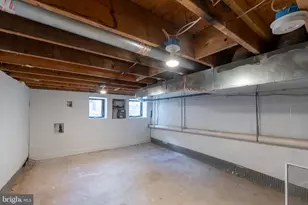 23 S Washington Street S, Baltimore, MD 21231 - Photo 42