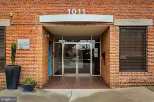 1011 Hunter St, Baltimore, MD 21202 - Photo 6