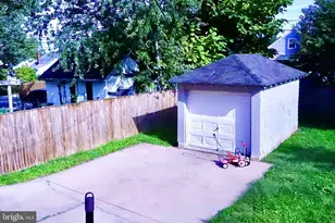 6015 Sefton Ave, Baltimore, MD 21214 - Photo 10