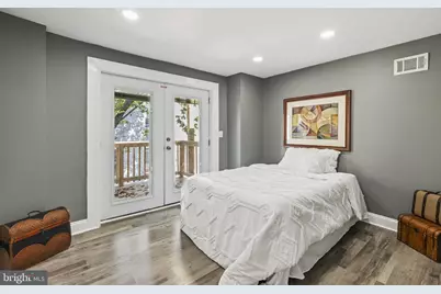 1934 E Lafayette Avenue, Baltimore, MD 21213 - Photo 18