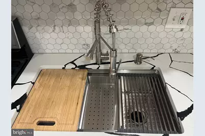 835 1/2 W Lombard Street, Baltimore, MD 21201 - Photo 10