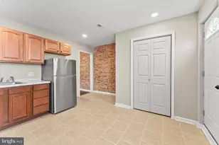 446 N Linwood Ave, Baltimore, MD 21224 - Photo 16