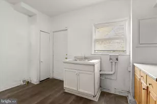 273 McCurley St, Baltimore, MD 21229 - Photo 12