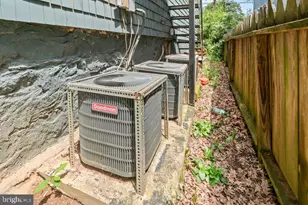 702 Homestead St, Baltimore, MD 21218 - Photo 26