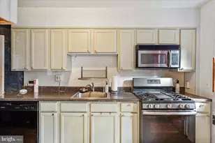 3915 Rexmere Rd, Baltimore, MD 21218 - Photo 12