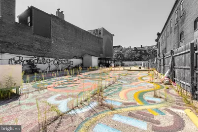 319 N Paca Street, Baltimore, MD 21201 - Photo 2