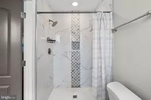 704 Mt Holly St, Baltimore, MD 21229 - Photo 10