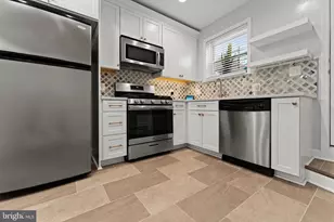 224 N Port St, Baltimore, MD 21224 - Photo 2