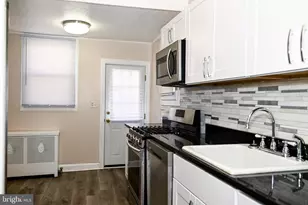 744 E 36th St, Baltimore, MD 21218 - Photo 6