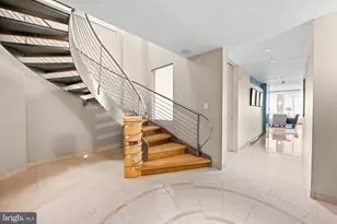 717 President St, Baltimore, MD 21202 - Photo 6