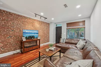 935 S Kenwood Avenue, Baltimore, MD 21224 - Photo 2