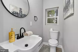 1707 N Broadway, Baltimore, MD 21213 - Photo 10