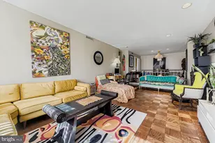 3601 Clarks Ln, Baltimore, MD 21215 - Photo 10