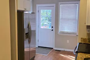 638 Wyeth St, Baltimore, MD 21230 - Photo 4