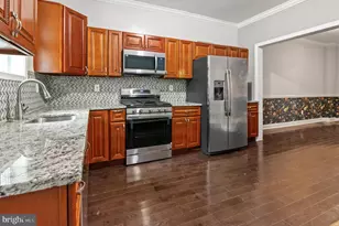 348 Whitridge Ave, Baltimore, MD 21218 - Photo 10