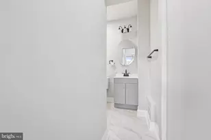 1610 N Bond St, Baltimore, MD 21213 - Photo 12