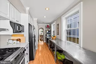 1908 Bank St, Baltimore, MD 21231 - Photo 16