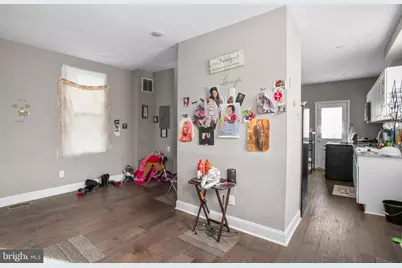 449 S Augusta Avenue, Baltimore, MD 21229 - Photo 8