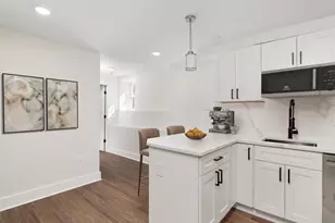 118 E 24th, Baltimore, MD 21218 - Photo 16