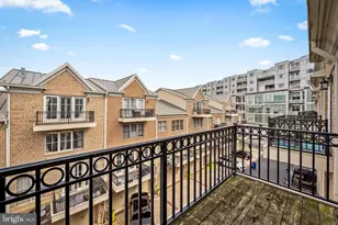 1252 Dockside Cir, Baltimore, MD 21224 - Photo 38