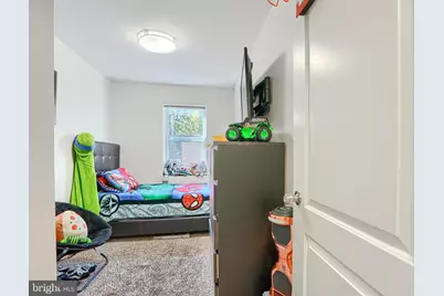 4054 Hilton Road, Baltimore, MD 21215 - Photo 16