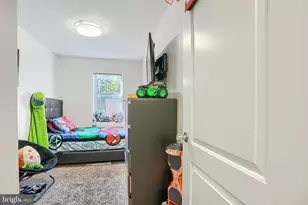 4054 Hilton Rd, Baltimore, MD 21215 - Photo 16