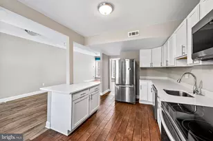 4021 Park Heights Ave, Baltimore, MD 21215 - Photo 14