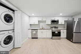 2416 N Charles St, Baltimore, MD 21218 - Photo 32