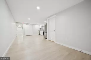 2416 N Charles St, Baltimore, MD 21218 - Photo 10