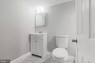 1655 Cliftview Ave, Baltimore, MD 21213 - Photo 28