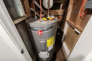 3128 Ravenwood Ave, Baltimore, MD 21213 - Photo 24