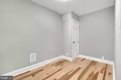 228 S East Avenue S, Baltimore, MD 21224 - Photo 26