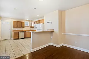 211 N Streeper St, Baltimore, MD 21224 - Photo 10