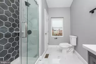 1064 W Fayette St, Baltimore, MD 21223 - Photo 30