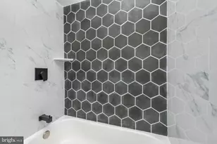 1064 W Fayette St, Baltimore, MD 21223 - Photo 28