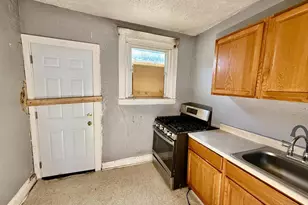 1201 Darley Ave, Baltimore, MD 21218 - Photo 6