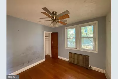 38 N Monastery Avenue, Baltimore, MD 21229 - Photo 12