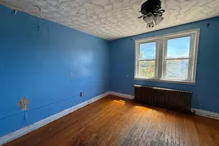 38 N Monastery Ave, Baltimore, MD 21229 - Photo 10