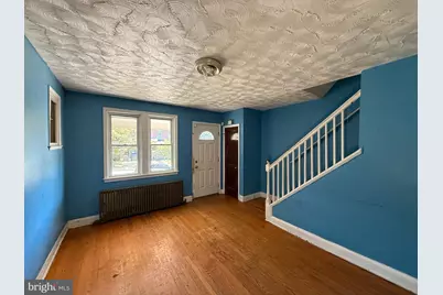 38 N Monastery Avenue, Baltimore, MD 21229 - Photo 2