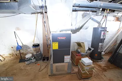 2101 W Baltimore Street W, Baltimore, MD 21223 - Photo 32