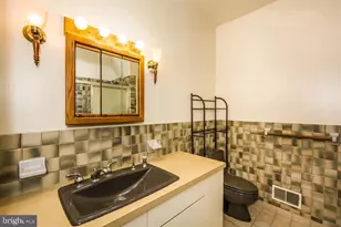 827 S Bond St, Baltimore, MD 21231 - Photo 14