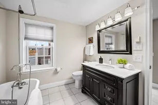 102 S Washington St, Baltimore, MD 21231 - Photo 28