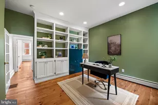 102 S Washington St, Baltimore, MD 21231 - Photo 16