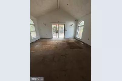 4011 Carlisle Avenue, Baltimore, MD 21216 - Photo 10